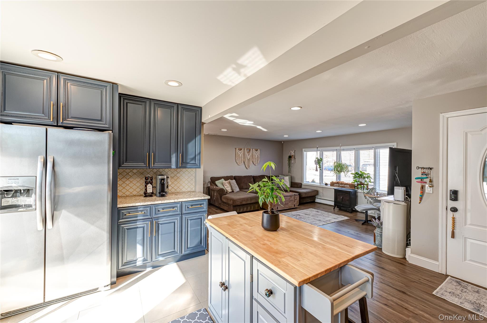 #9 photo, 178 Spur Drive, Bay Shore , NY 11706