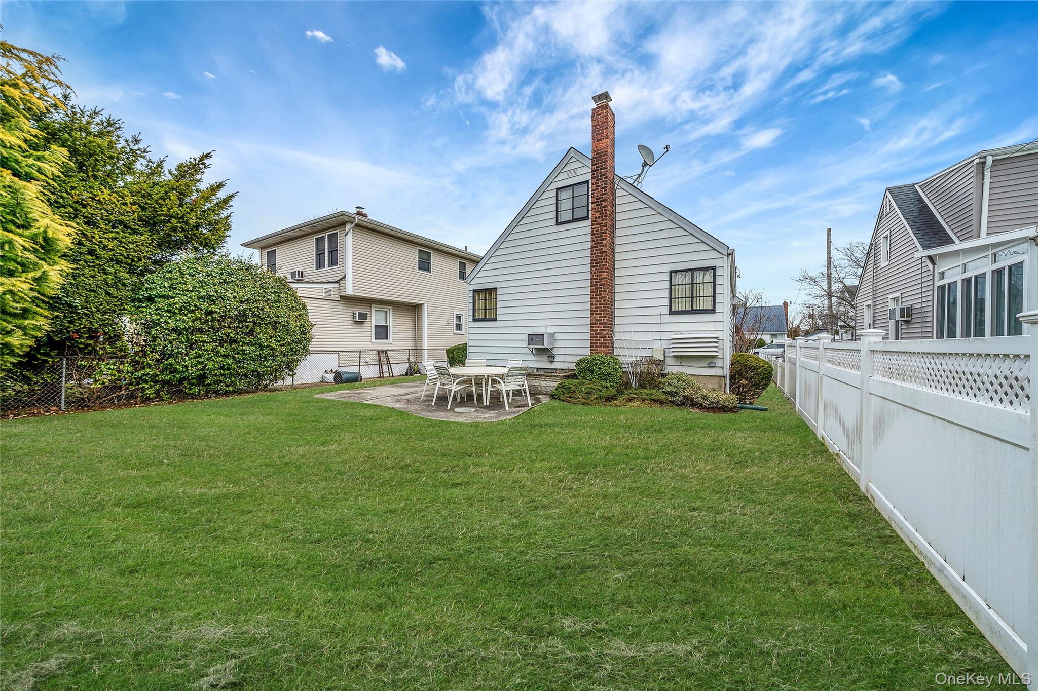 #18 photo, 81 Landau Avenue, Elmont , NY 11003