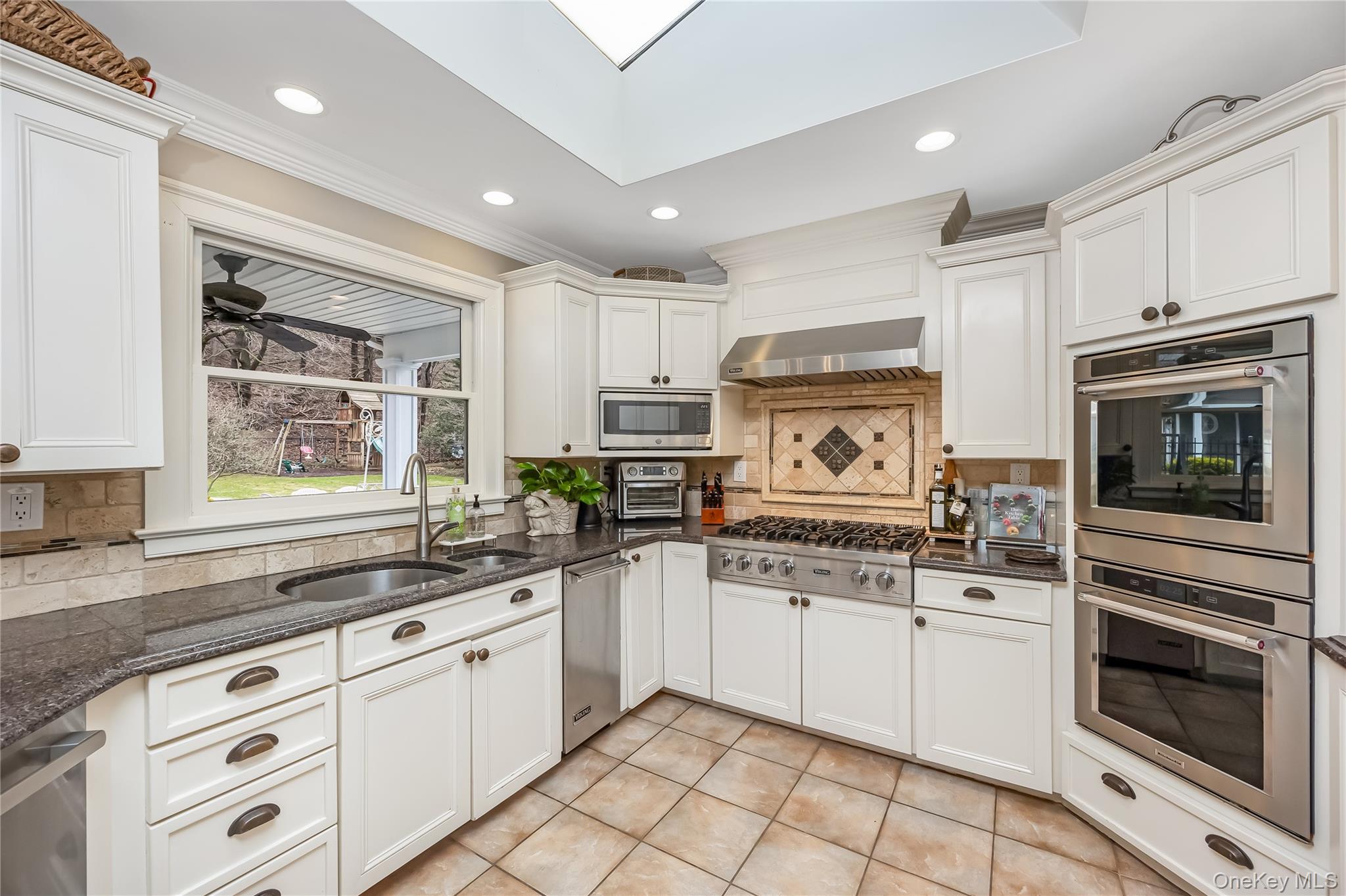 #14 photo, 28 Clipper Drive, Northport , NY 11768