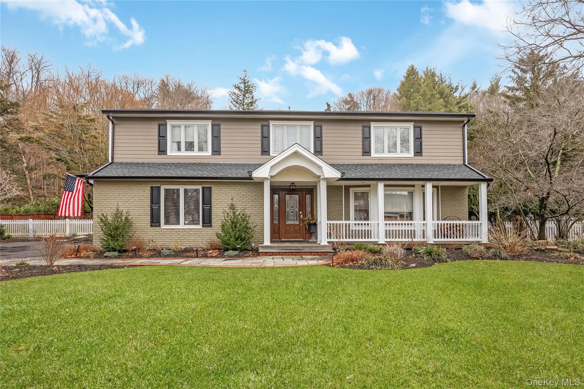 #2 photo, 28 Clipper Drive, Northport , NY 11768