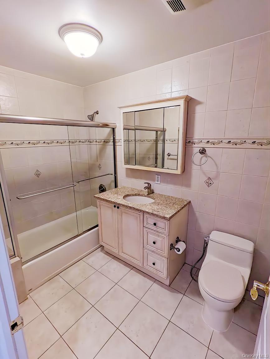 #9 photo, 4223 212th Street, Bayside , NY 11361