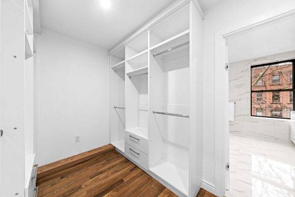 #7 photo, 237  St. James Place, Clinton Hill , NY 11238