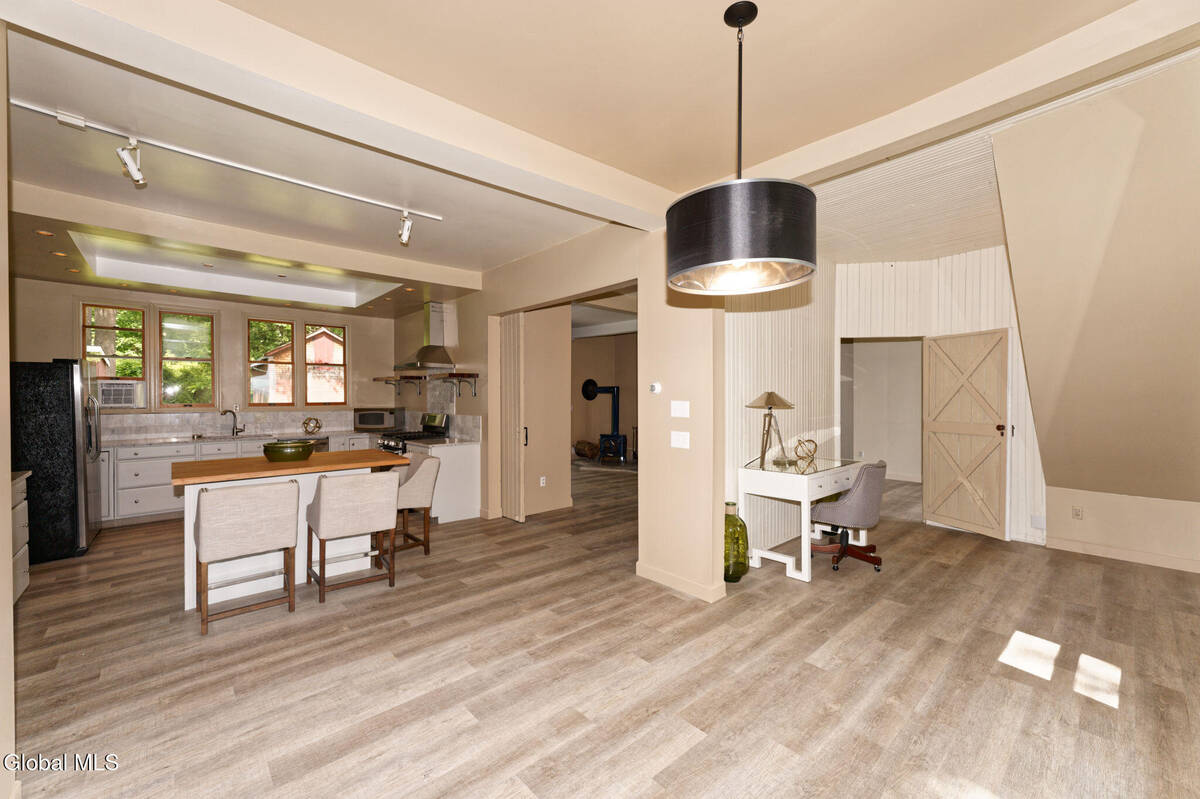 #16 photo, 1412 River Road, Bethlehem , NY 12158