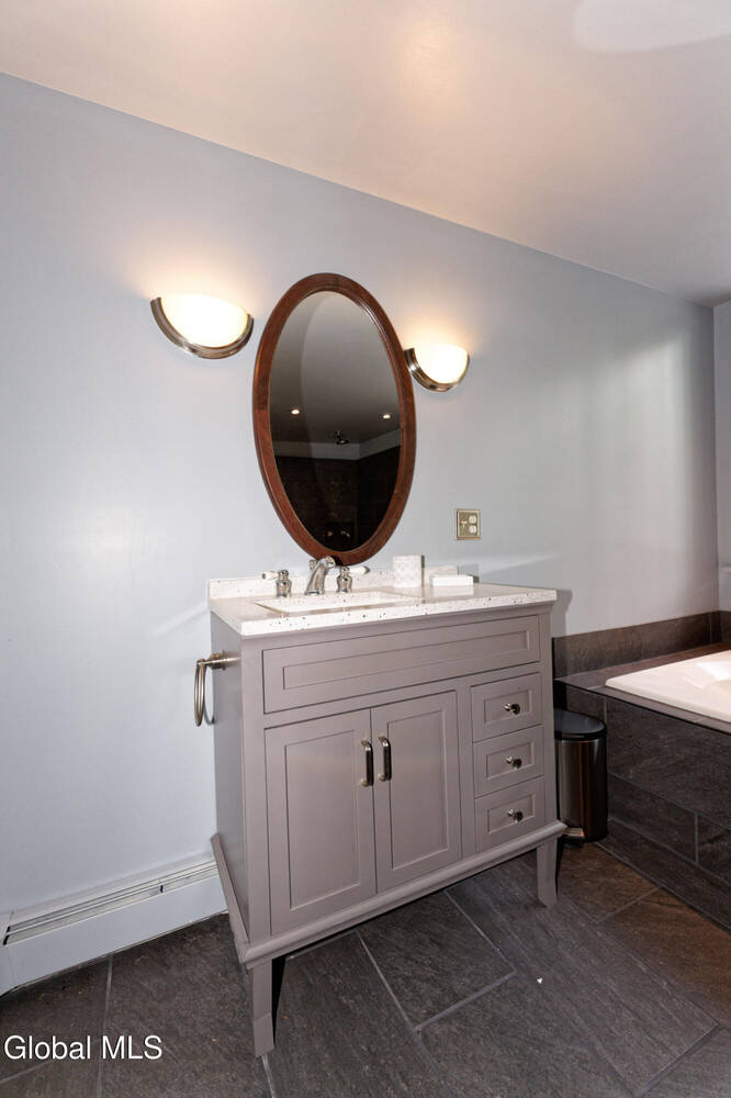 #21 photo, 1412 River Road, Bethlehem , NY 12158