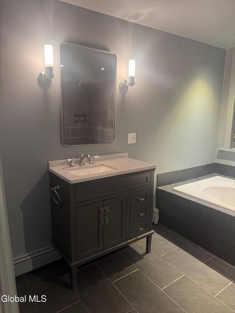 #25 photo, 1412 River Road, Bethlehem , NY 12158