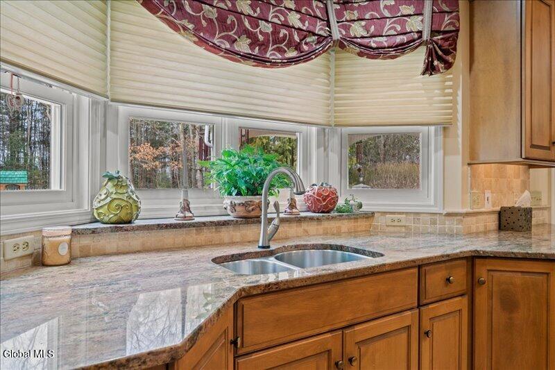 #16 photo, 1012 Gabriella Avenue, Union , NY 13760