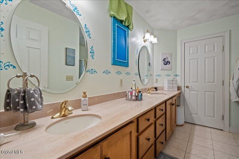 #43 photo, 1012 Gabriella Avenue, Union , NY 13760