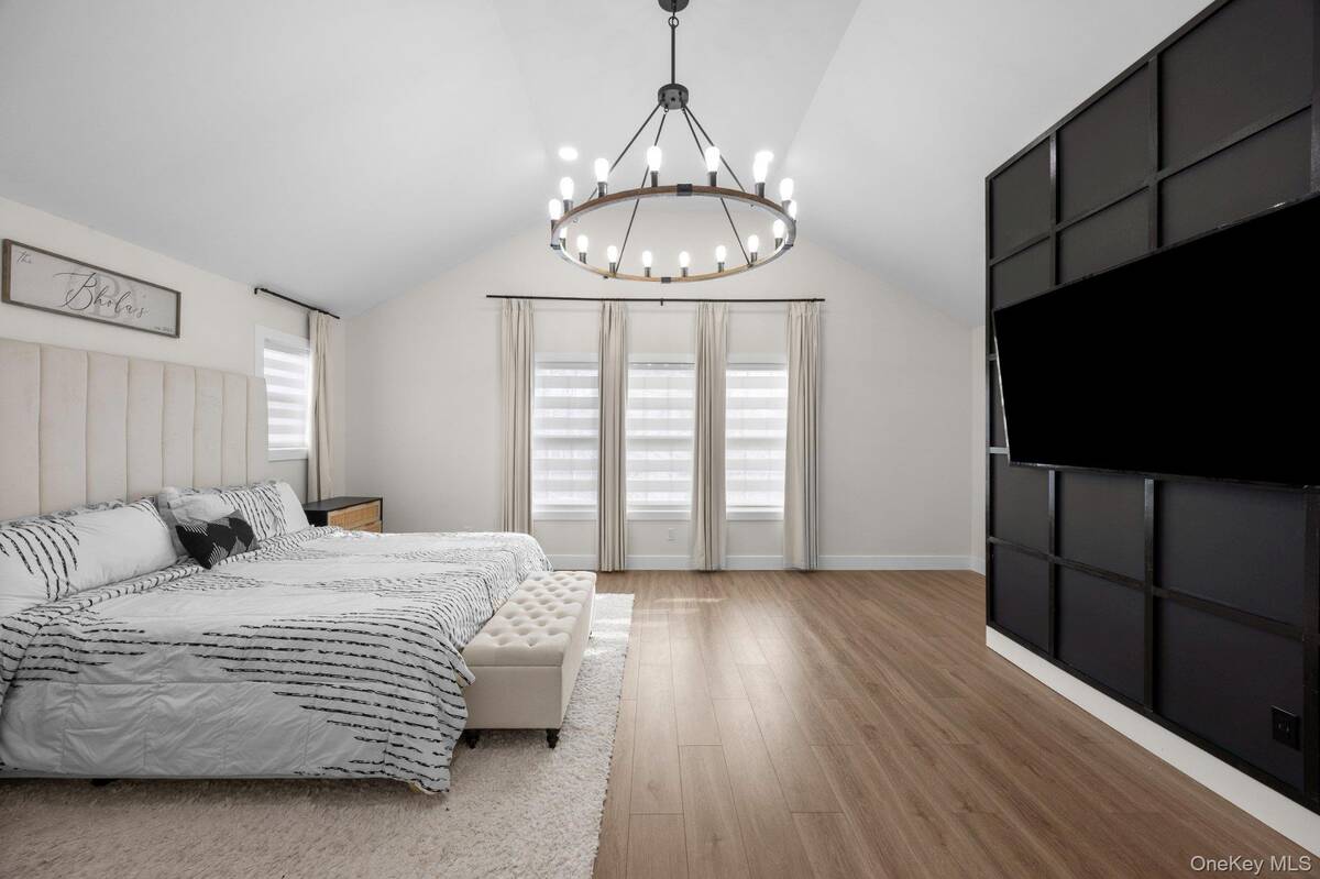 #11 photo, 495 Russell Street, নাসাউ কাউন্টি Baldwin , NY 11510