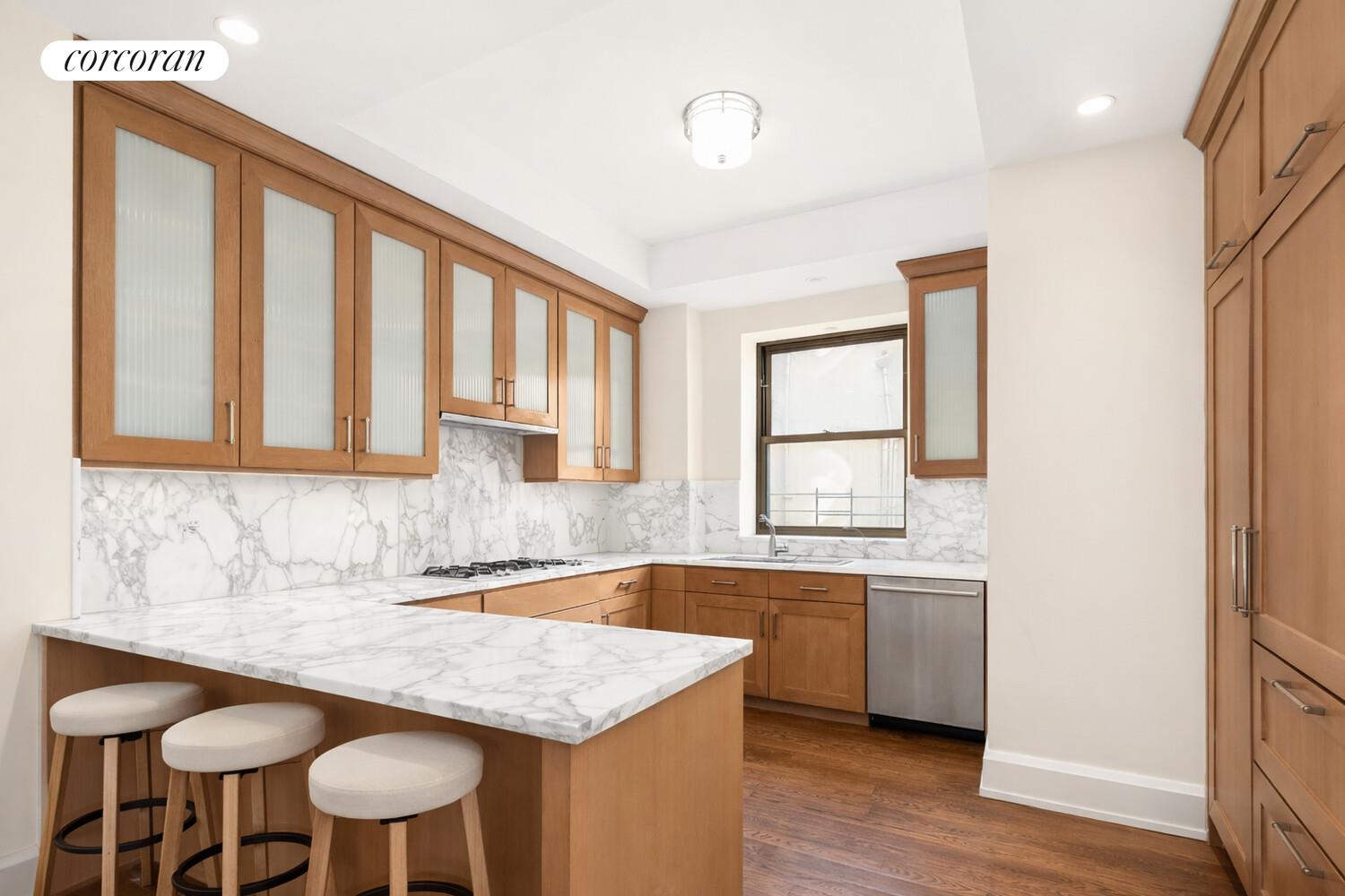 #5 photo, 31 E 28TH Street, NoMad , NY 10016