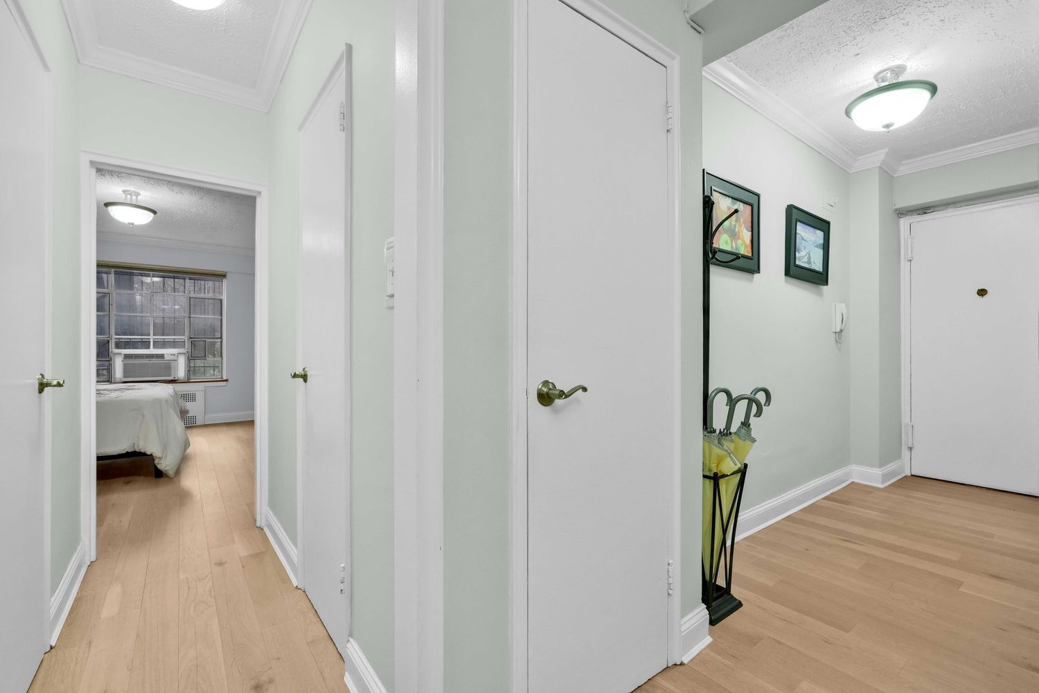 #12 photo, 57 Montague Street, Brooklyn Heights , NY 11201