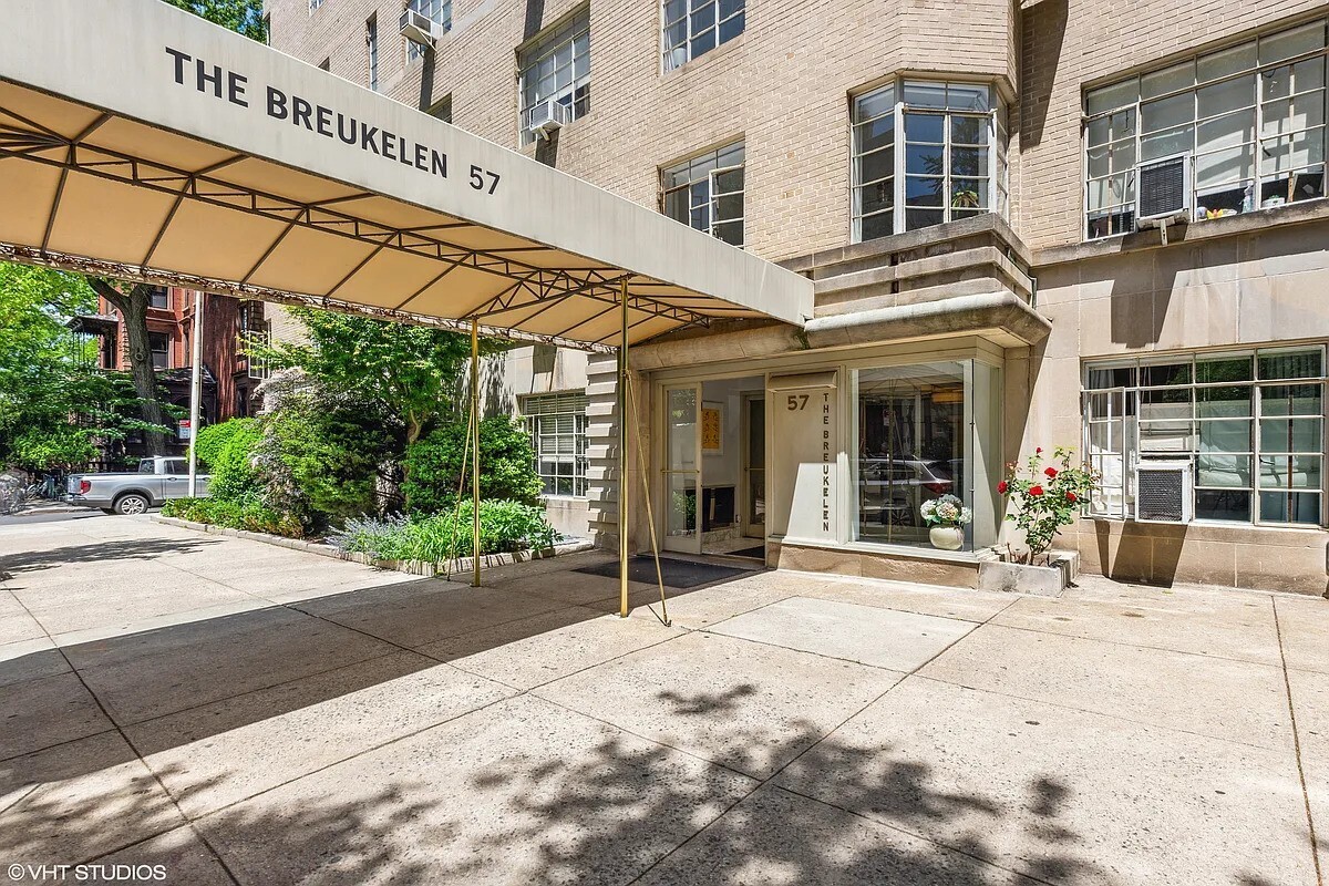 #22 photo, 57 Montague Street, Brooklyn Heights , NY 11201