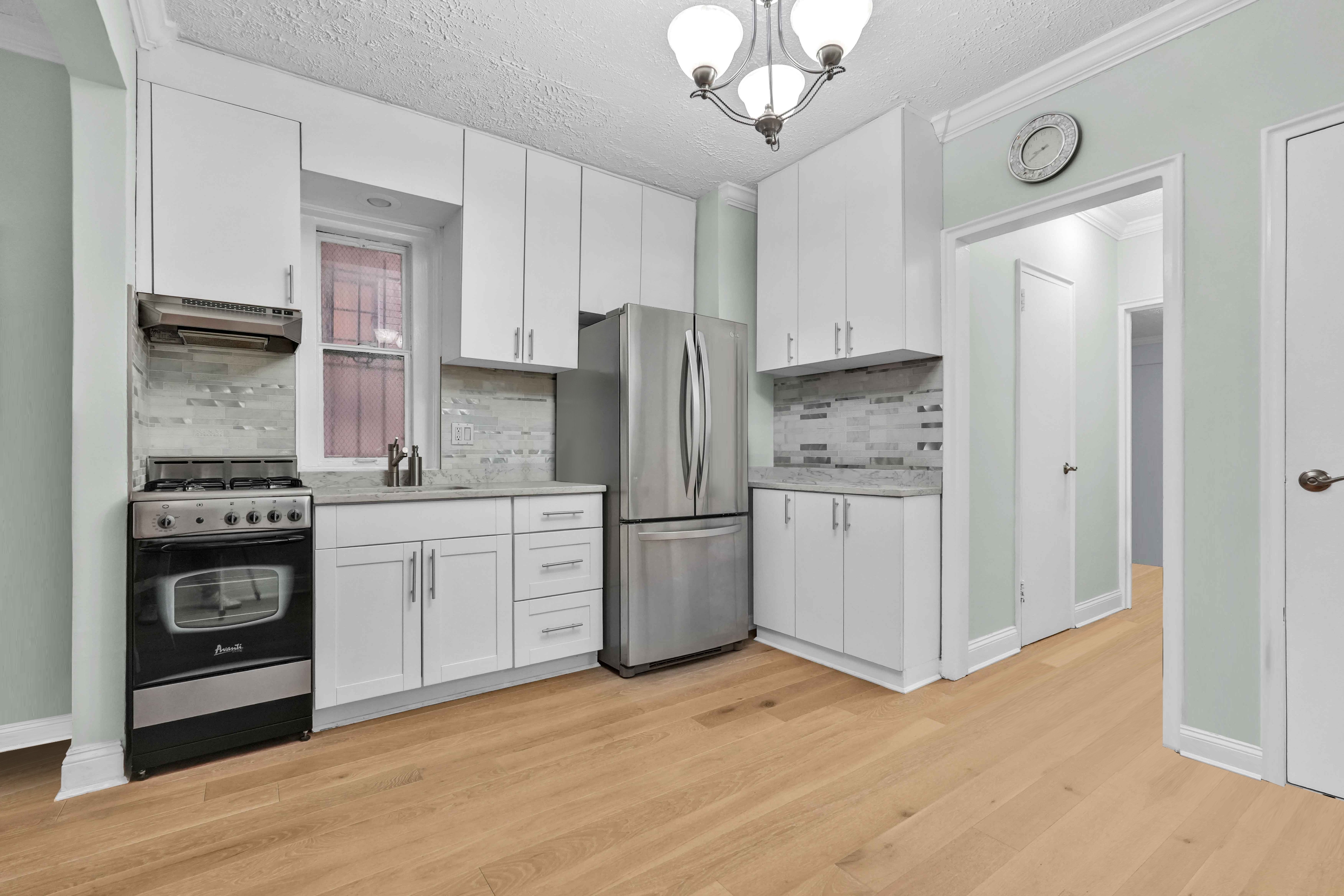 #8 photo, 57 Montague Street, Brooklyn Heights , NY 11201