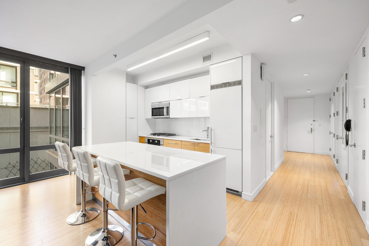 #4 photo, 303 E 33RD Street, Kips Bay , NY 10016