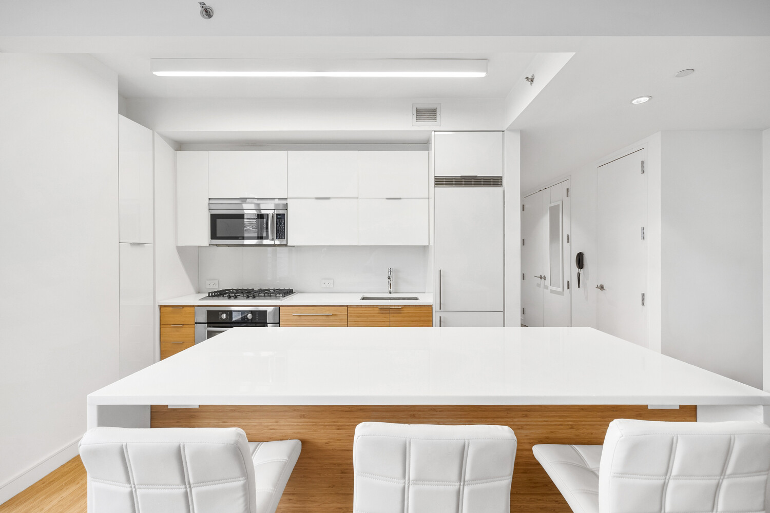 #5 photo, 303 E 33RD Street, Kips Bay , NY 10016