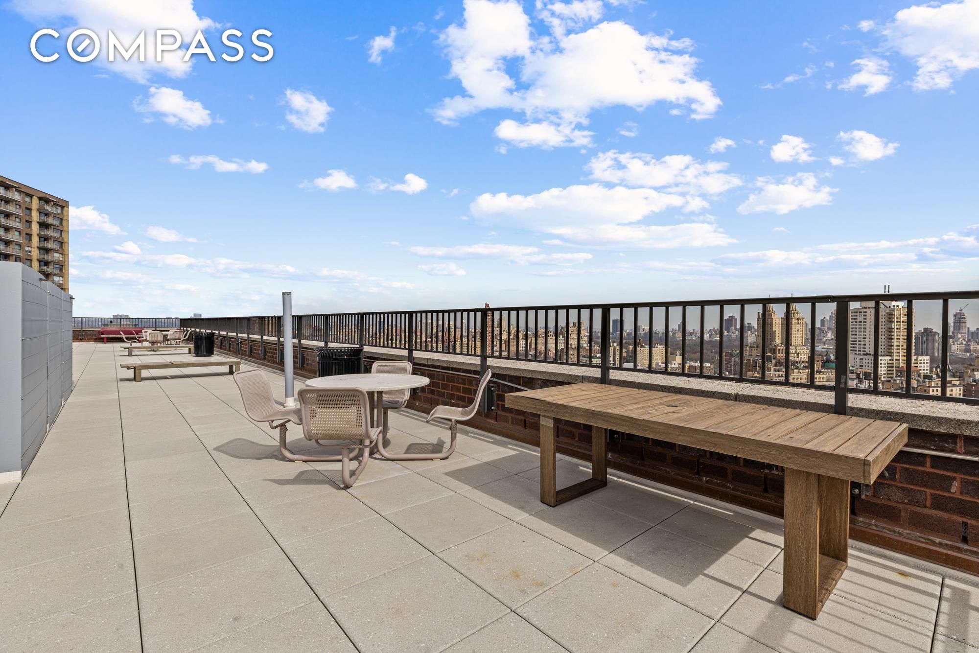 #13 photo, 2025 Broadway, ম্যানহাটন Upper West Side , NY 10023