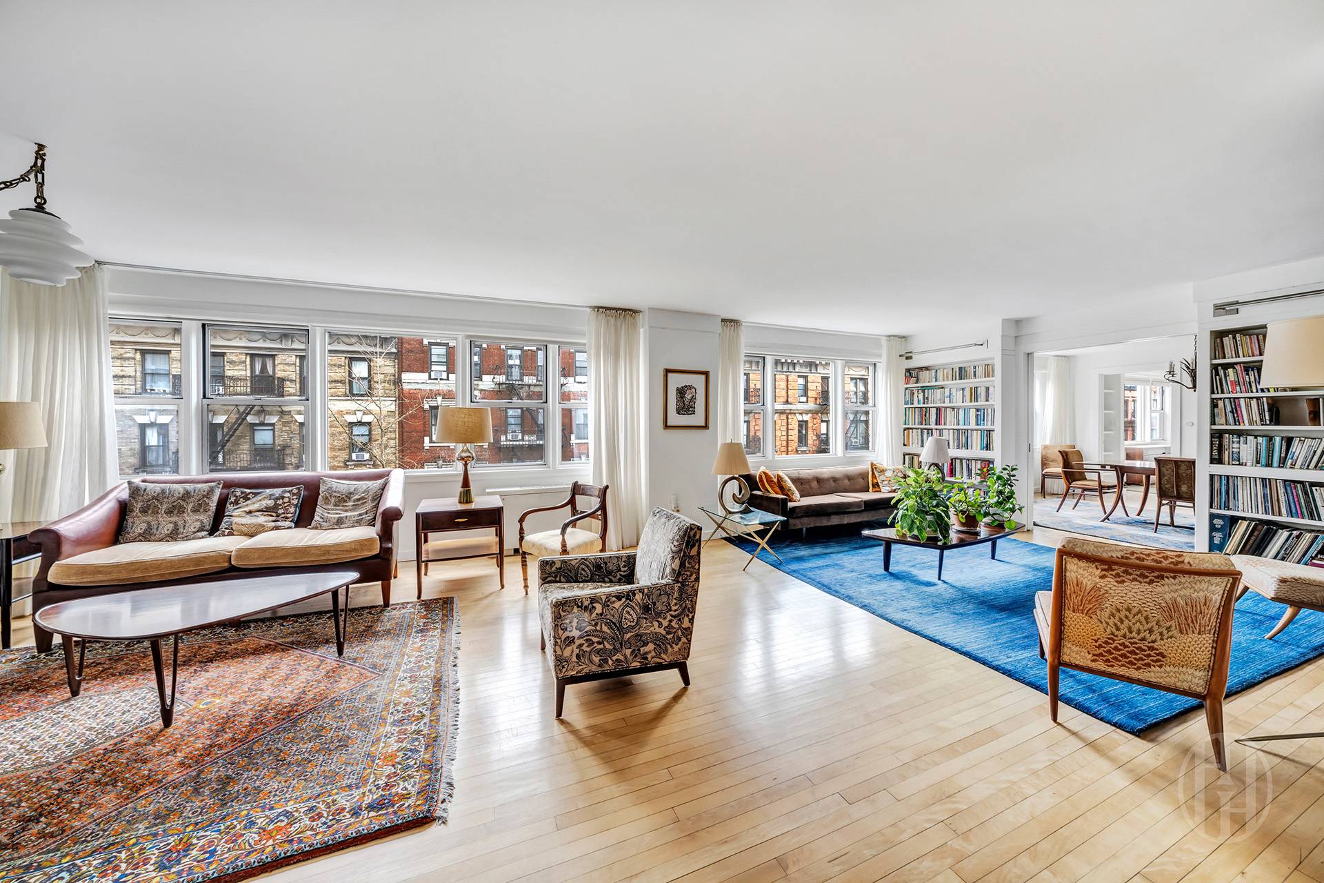 #1 photo, 525 E 82nd Street, Upper East Side , NY 10028