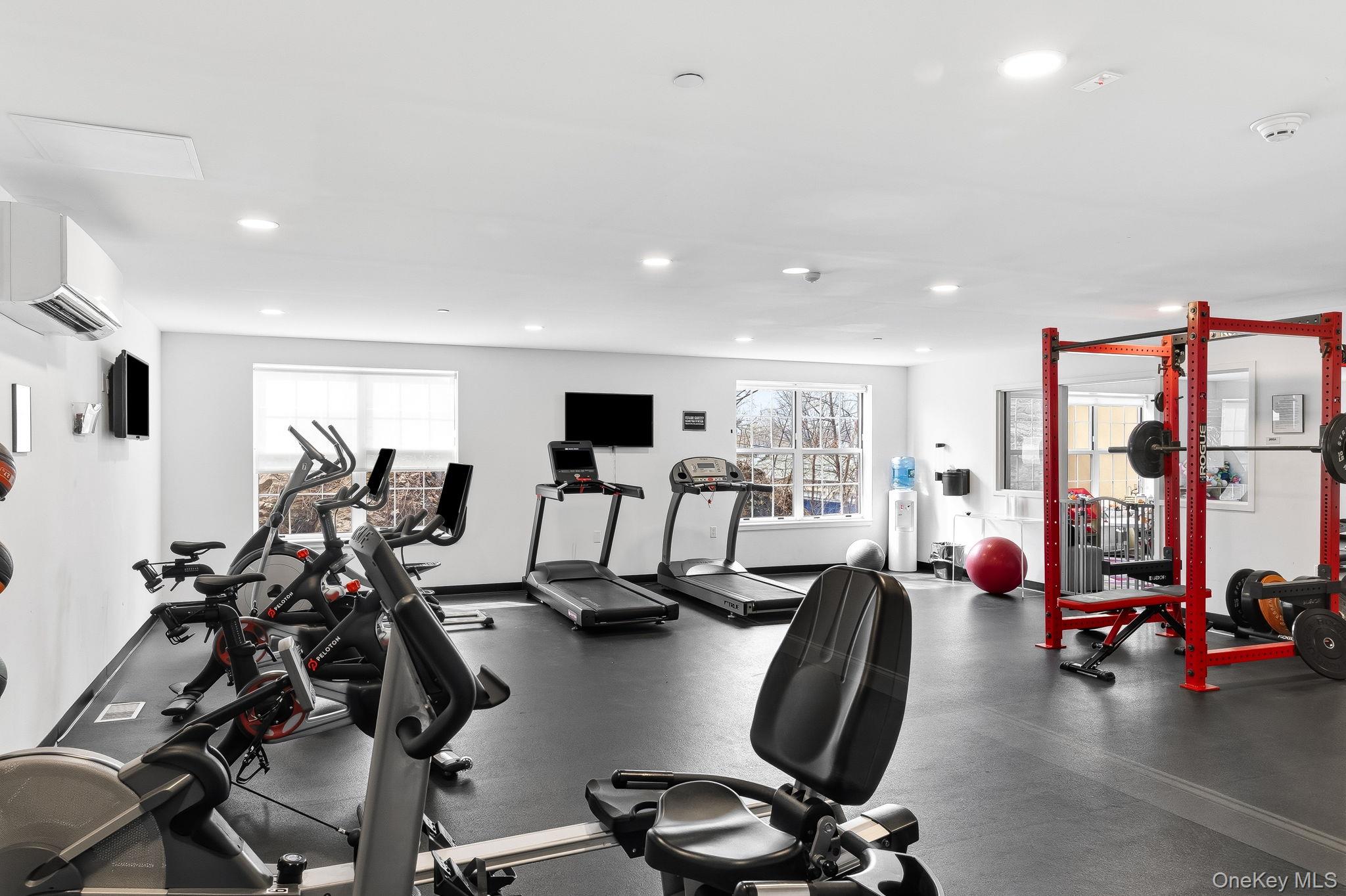 #16 photo, 10 Byron Place, Larchmont , NY 10538