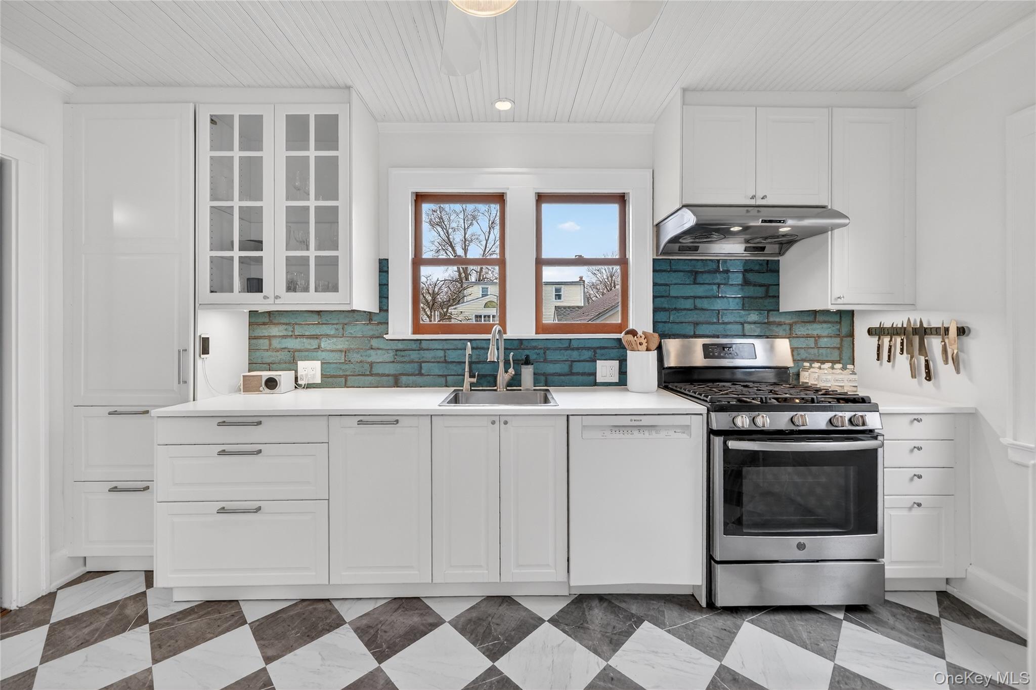 #6 photo, 80 Hawley Avenue, Port Chester , NY 10573