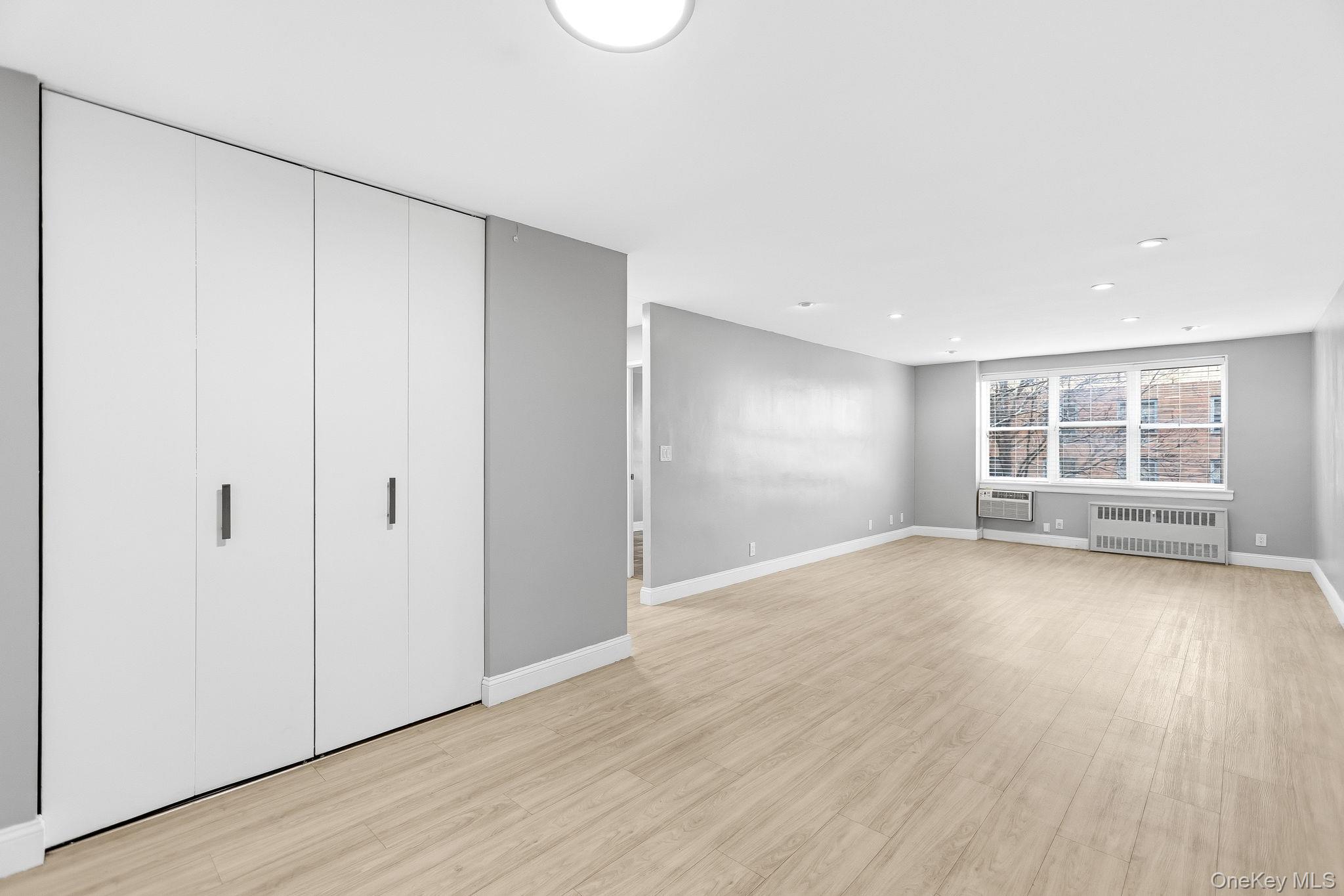 #11 photo, 25 Franklin Avenue, White Plains , NY 10601