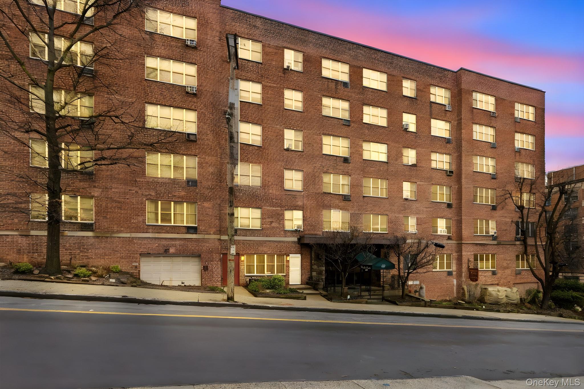 #14 photo, 25 Franklin Avenue, White Plains , NY 10601