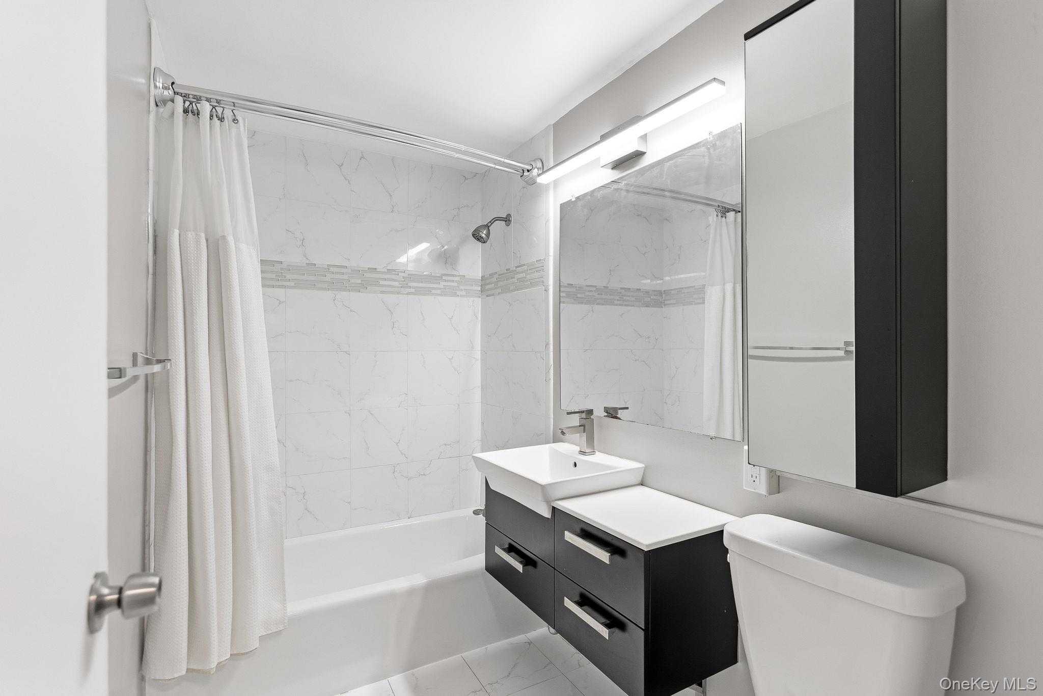 #7 photo, 25 Franklin Avenue, White Plains , NY 10601