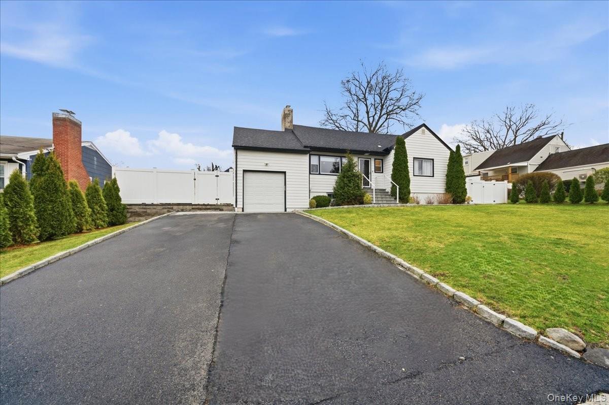 #3 photo, 20 Van Buren Place, White Plains , NY 10603