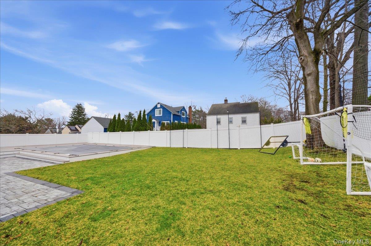 #8 photo, 20 Van Buren Place, White Plains , NY 10603