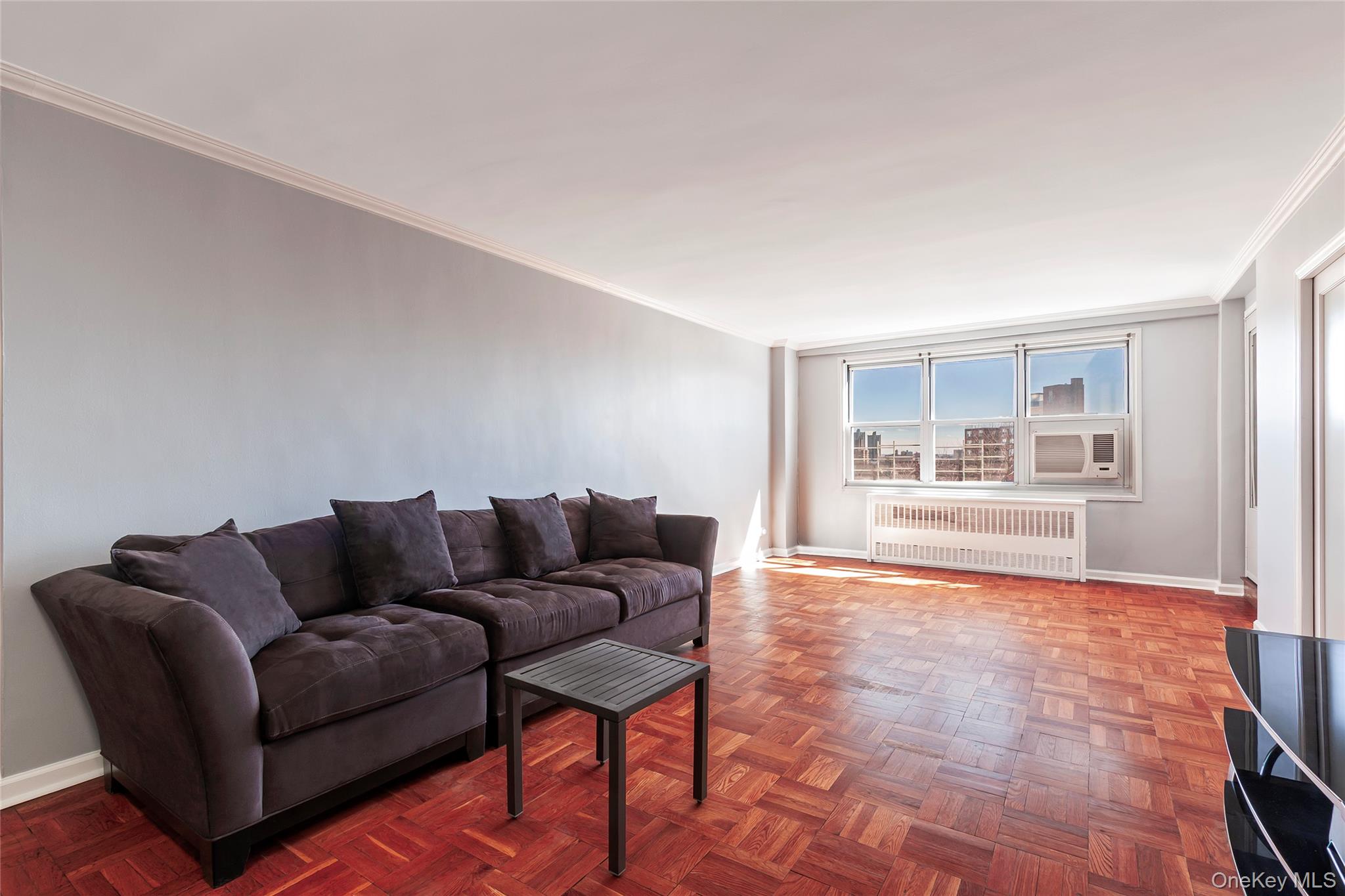 #1 photo, 3935 Blackstone Avenue, Bronx , NY 10471