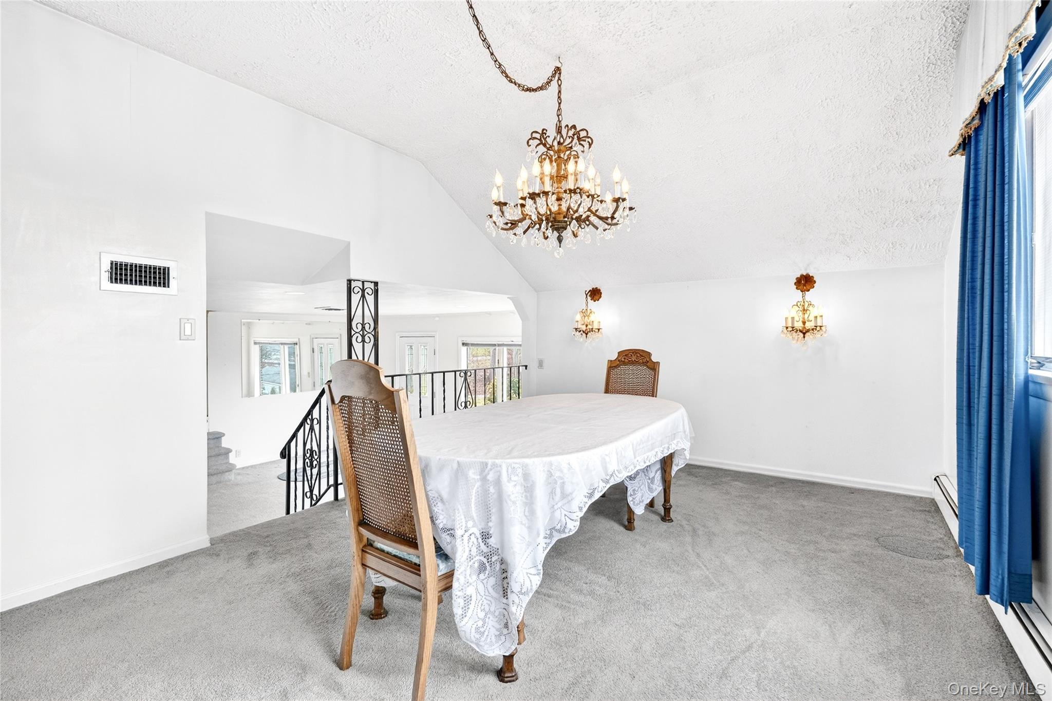 #10 photo, 19 Indian Trail, White Plains , NY 10603