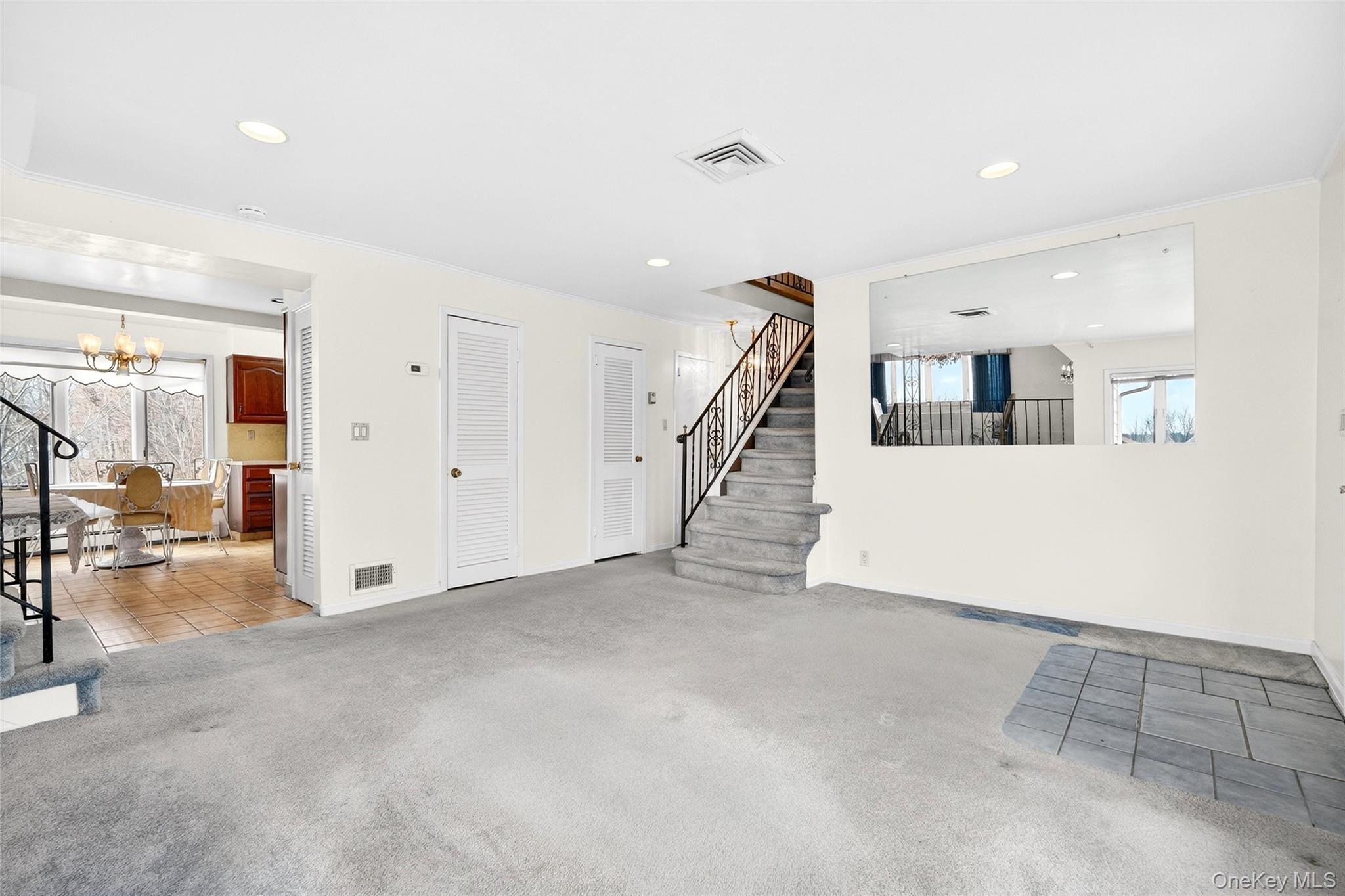 #5 photo, 19 Indian Trail, White Plains , NY 10603