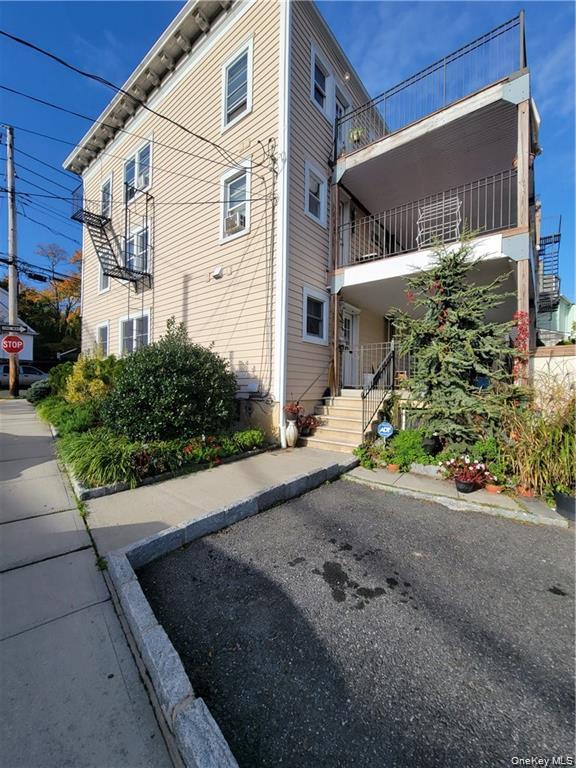#2 photo, 130 Locust Avenue, New Rochelle , NY 10805