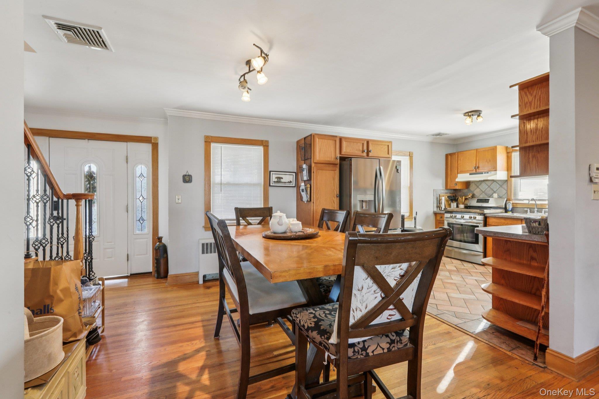 #8 photo, 65 W Washington Avenue, Pearl River , NY 10965