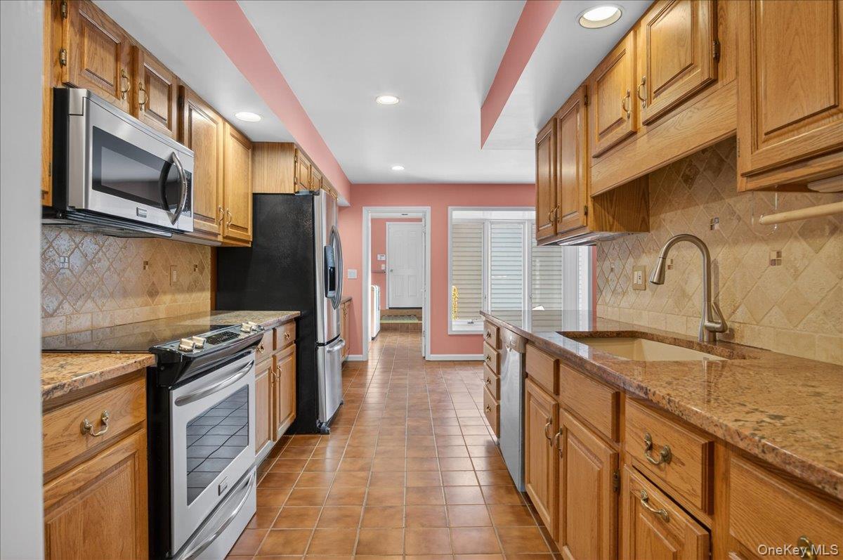 #14 photo, 3 South Collins Terrace, Call Listing Agent , NY 12866