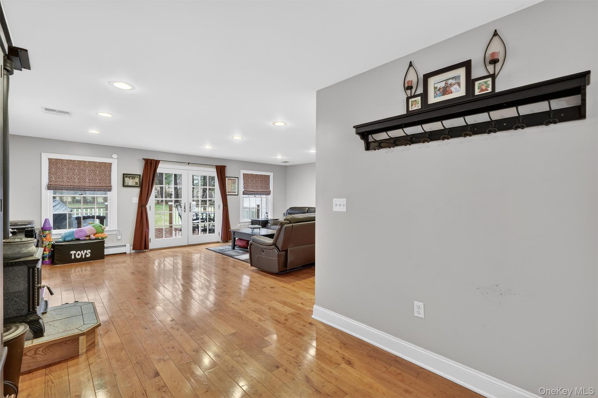 #14 photo, 69 S Airmont Road, Suffern , NY 10901