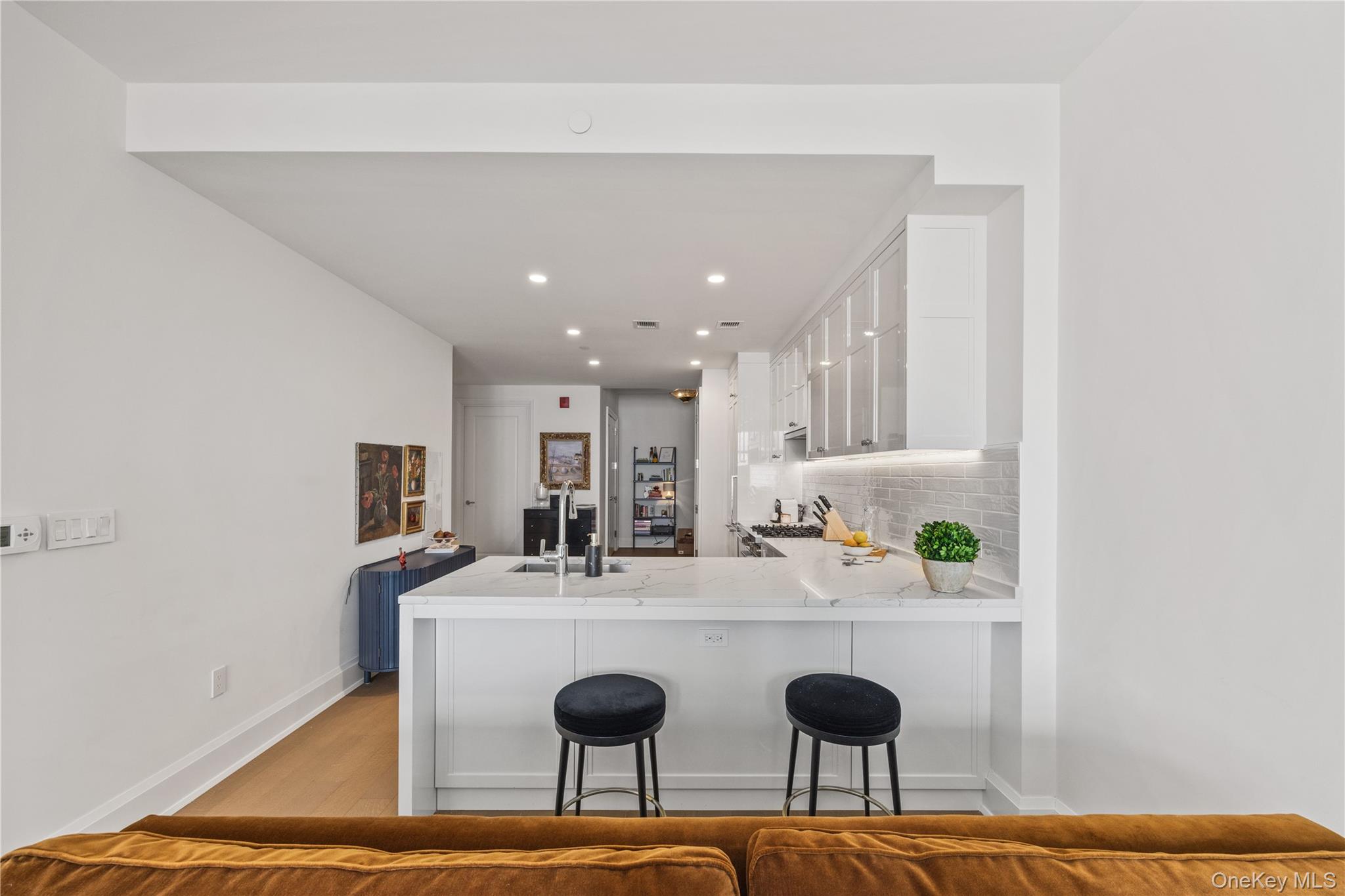 #8 photo, 100 Claremont Avenue, ম্যানহাটন New York (Manhattan) , NY 10027