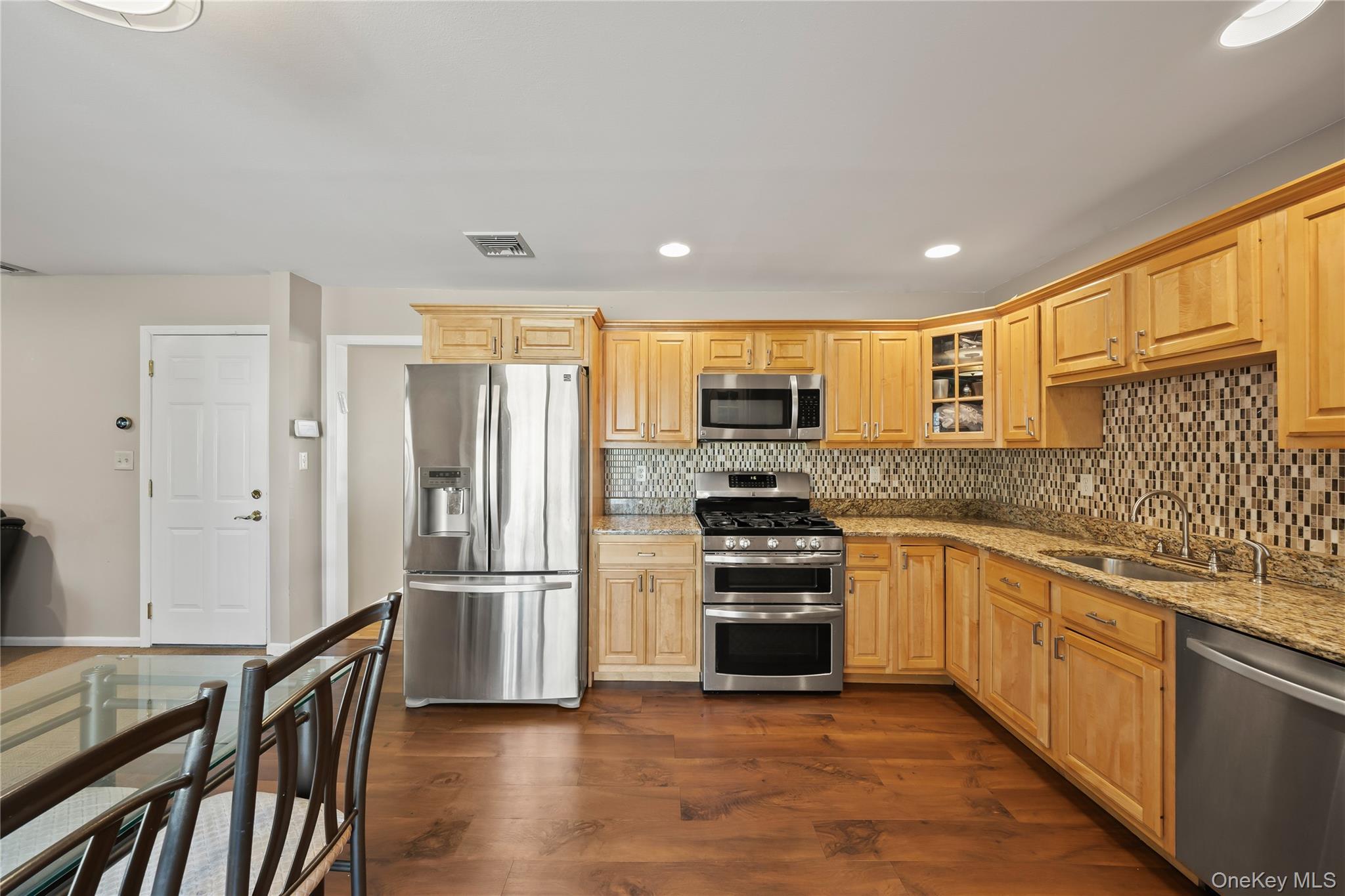 #12 photo, 8A Augur Road, Airmont , NY 10901