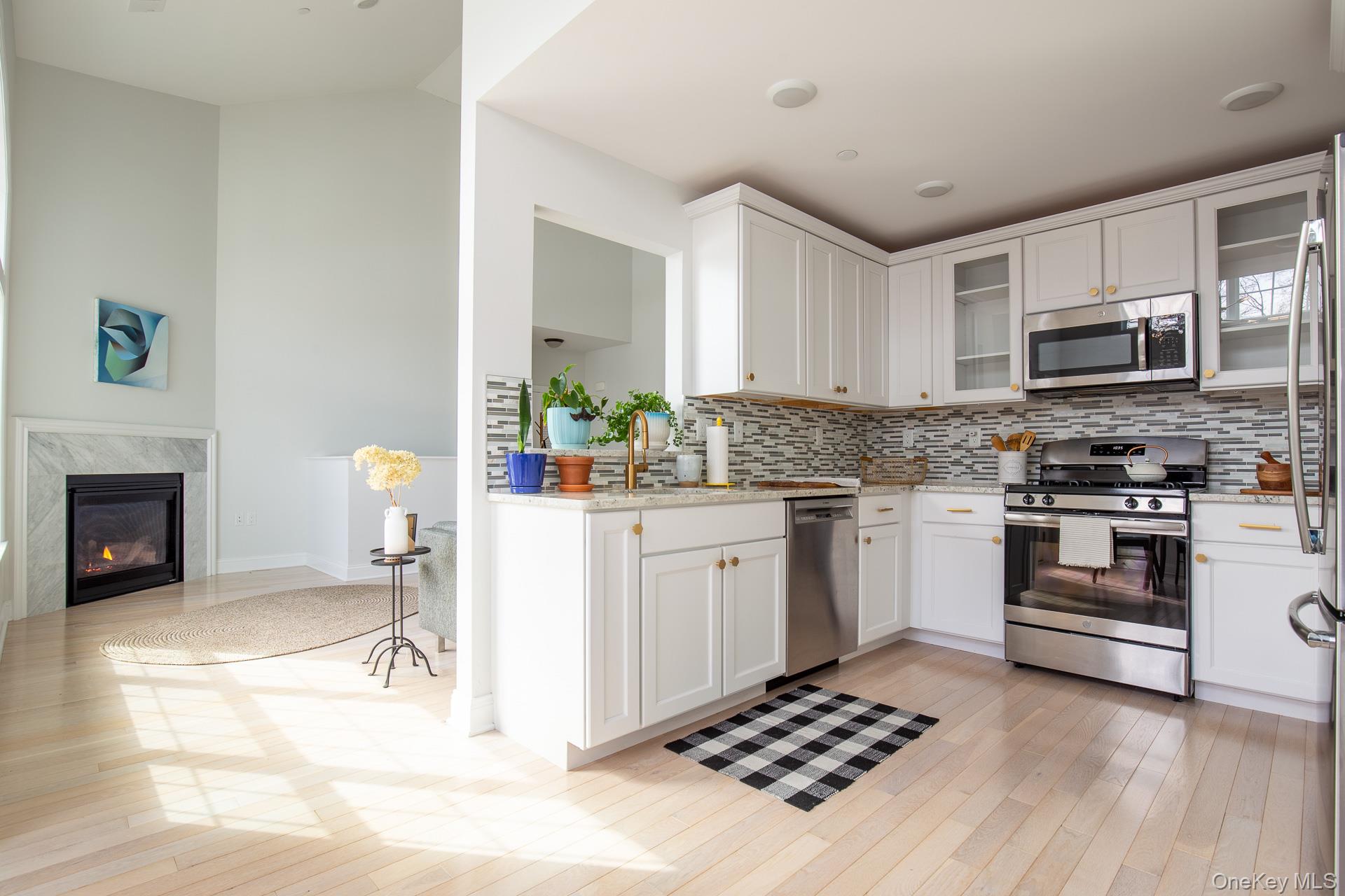 #10 photo, 204 Sacandaga Loop, Wappingers Falls , NY 12590