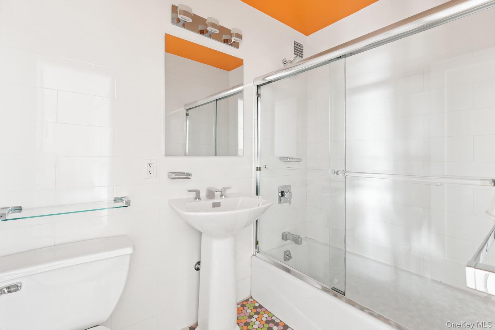 #8 photo, 444 E 86th Street, ম্যানহাটন New York (Manhattan) , NY 10028