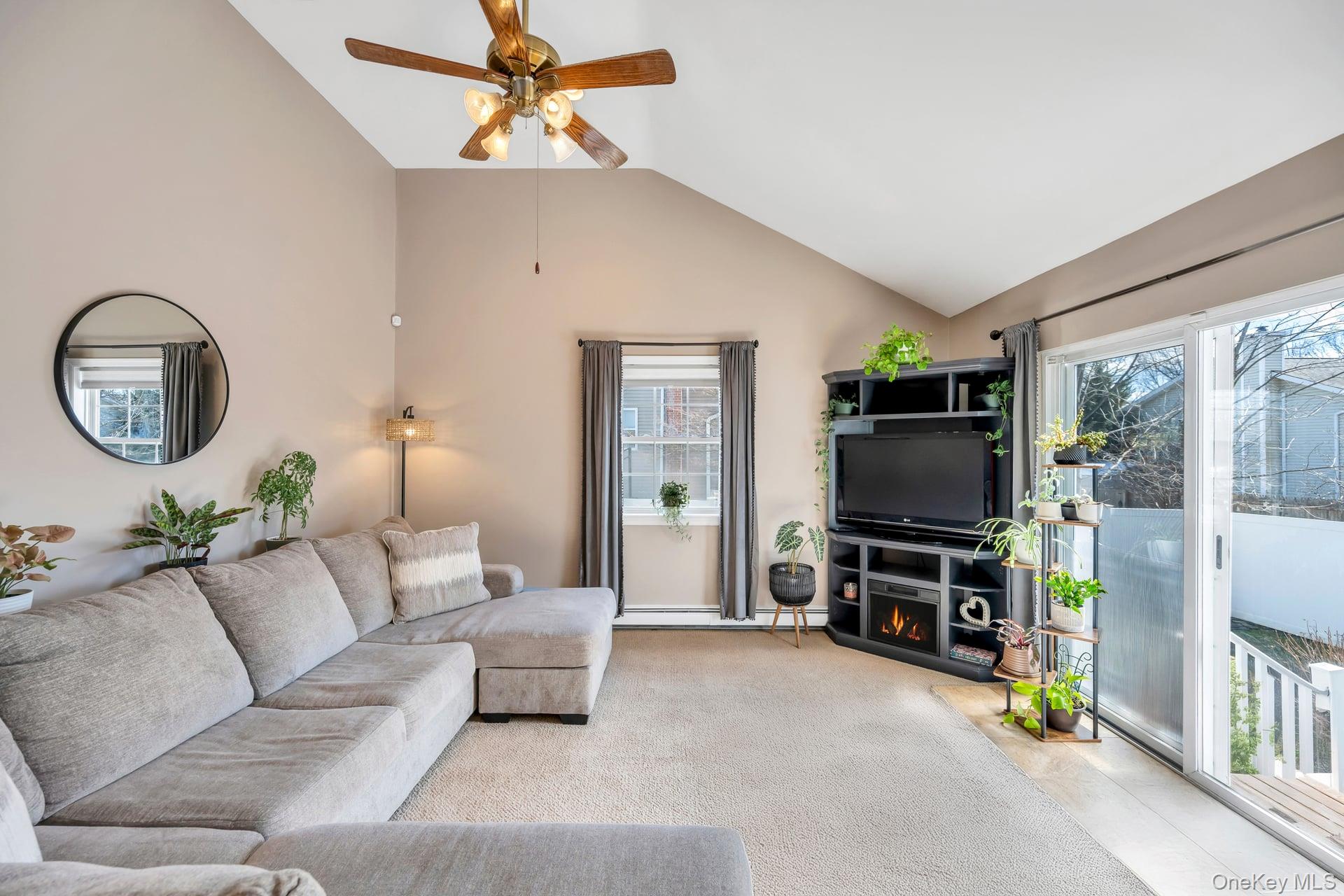 #19 photo, 346 Victory Drive, সাফোক কাউন্টি Lake Ronkonkoma , NY 11779