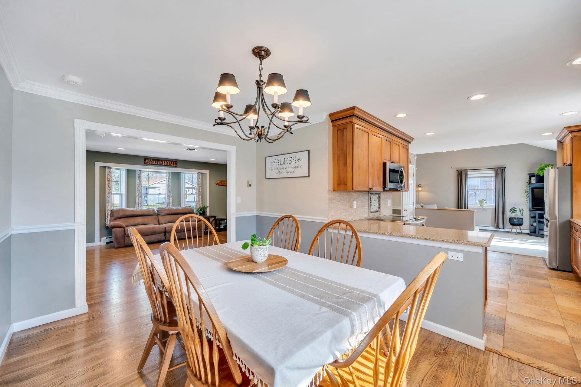 #8 photo, 346 Victory Drive, সাফোক কাউন্টি Lake Ronkonkoma , NY 11779