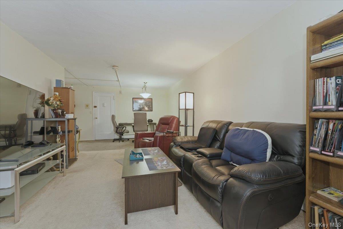 #4 photo, 222 Smith Street, নাসাউ কাউন্টি Freeport , NY 11520