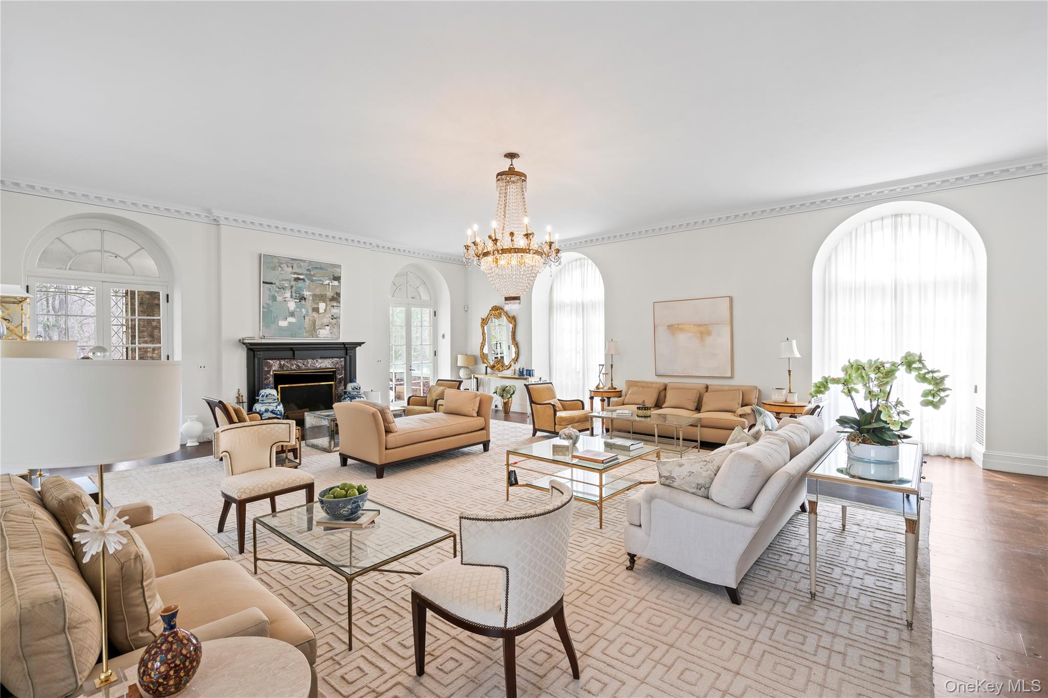 #11 photo, 393 Oyster Bay Road, Mill Neck , NY 11765