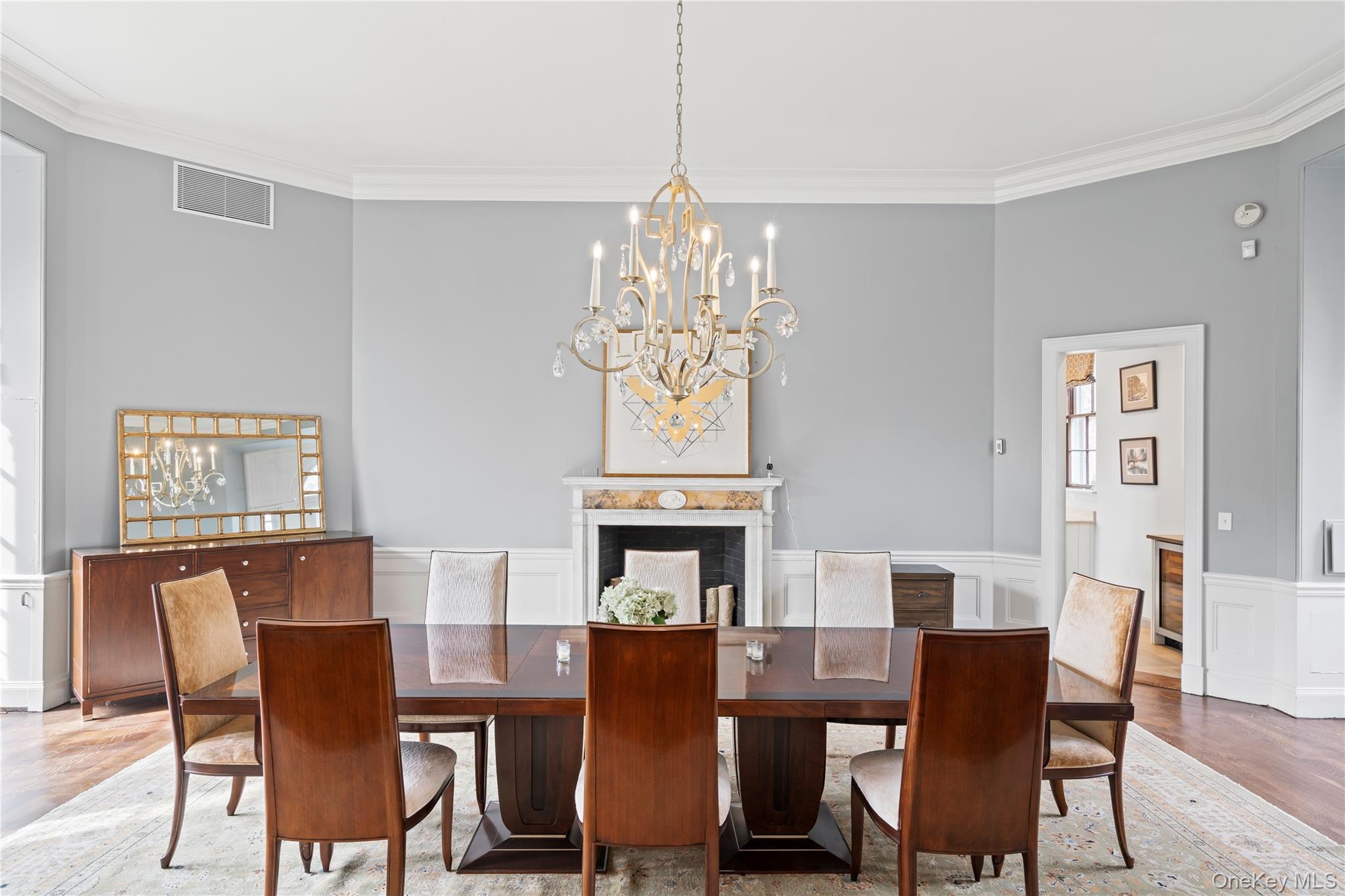 #14 photo, 393 Oyster Bay Road, Mill Neck , NY 11765