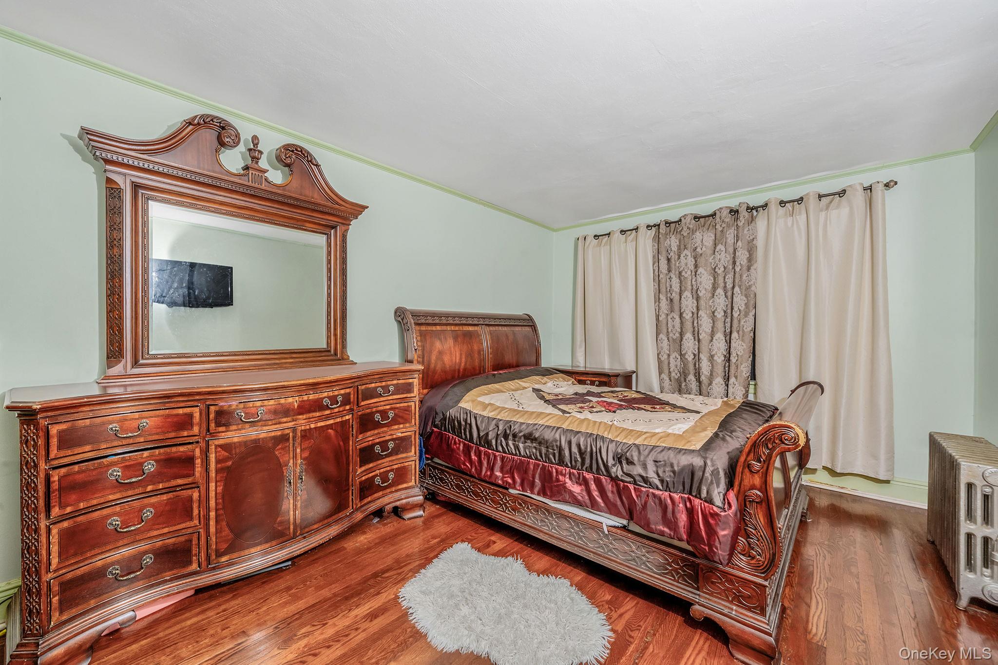 #13 photo, 12 Edna Court, নাসাউ কাউন্টি Valley Stream , NY 11580