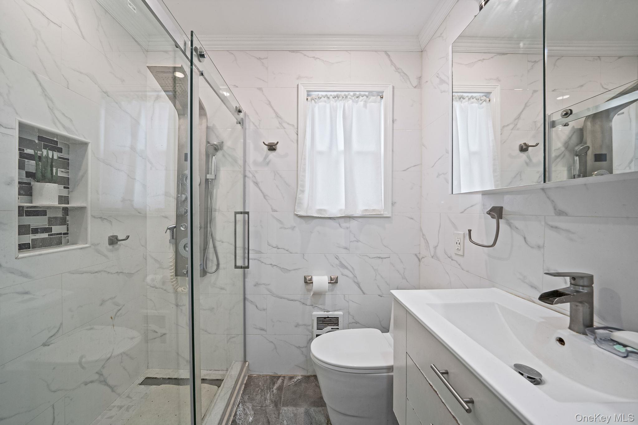 #15 photo, 12 Edna Court, নাসাউ কাউন্টি Valley Stream , NY 11580