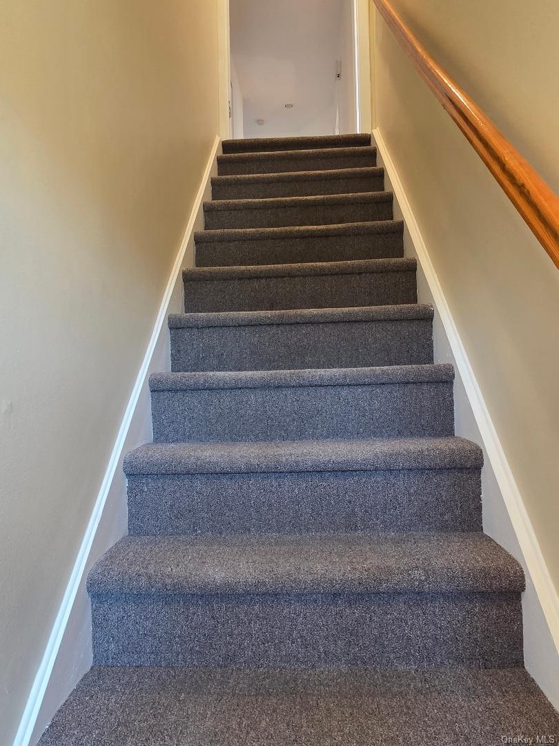 #2 photo, 68 Kirkwood Road, নাসাউ কাউন্টি Port Washington , NY 11050