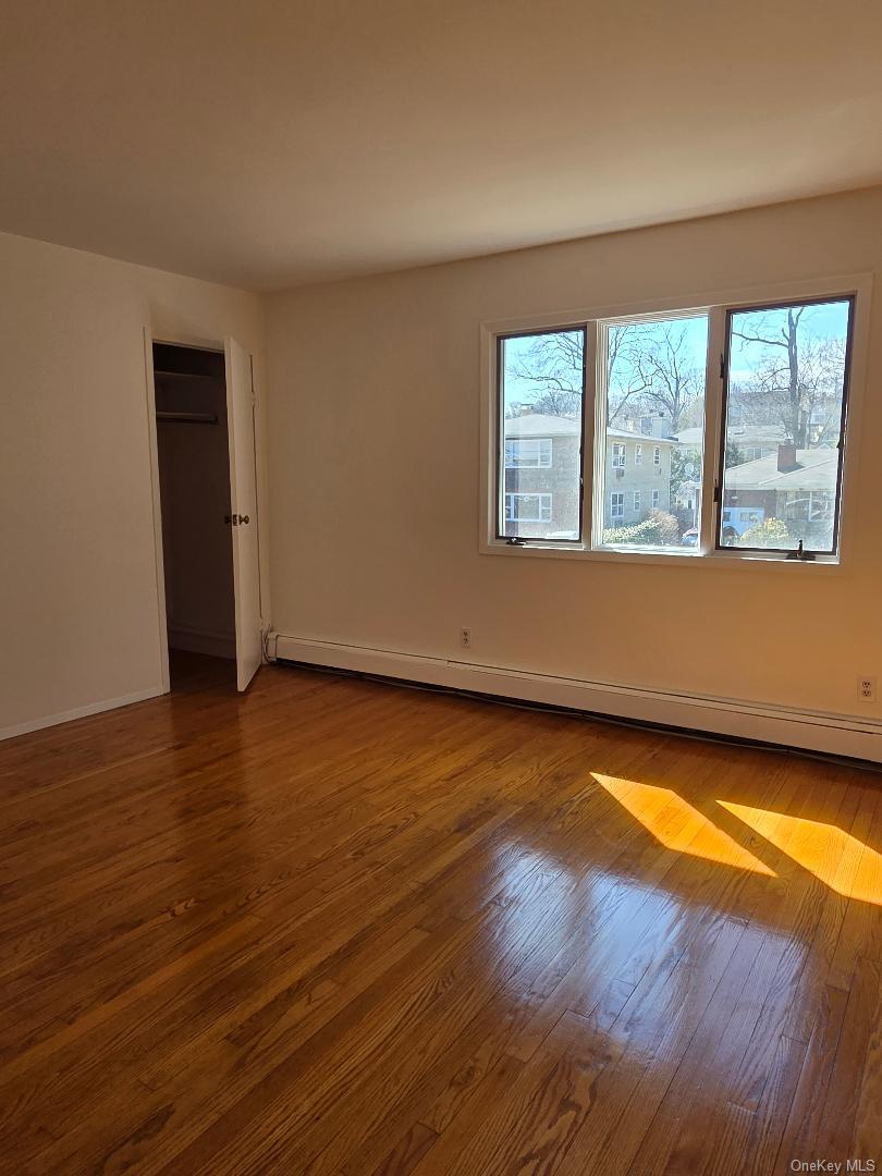 #7 photo, 68 Kirkwood Road, নাসাউ কাউন্টি Port Washington , NY 11050