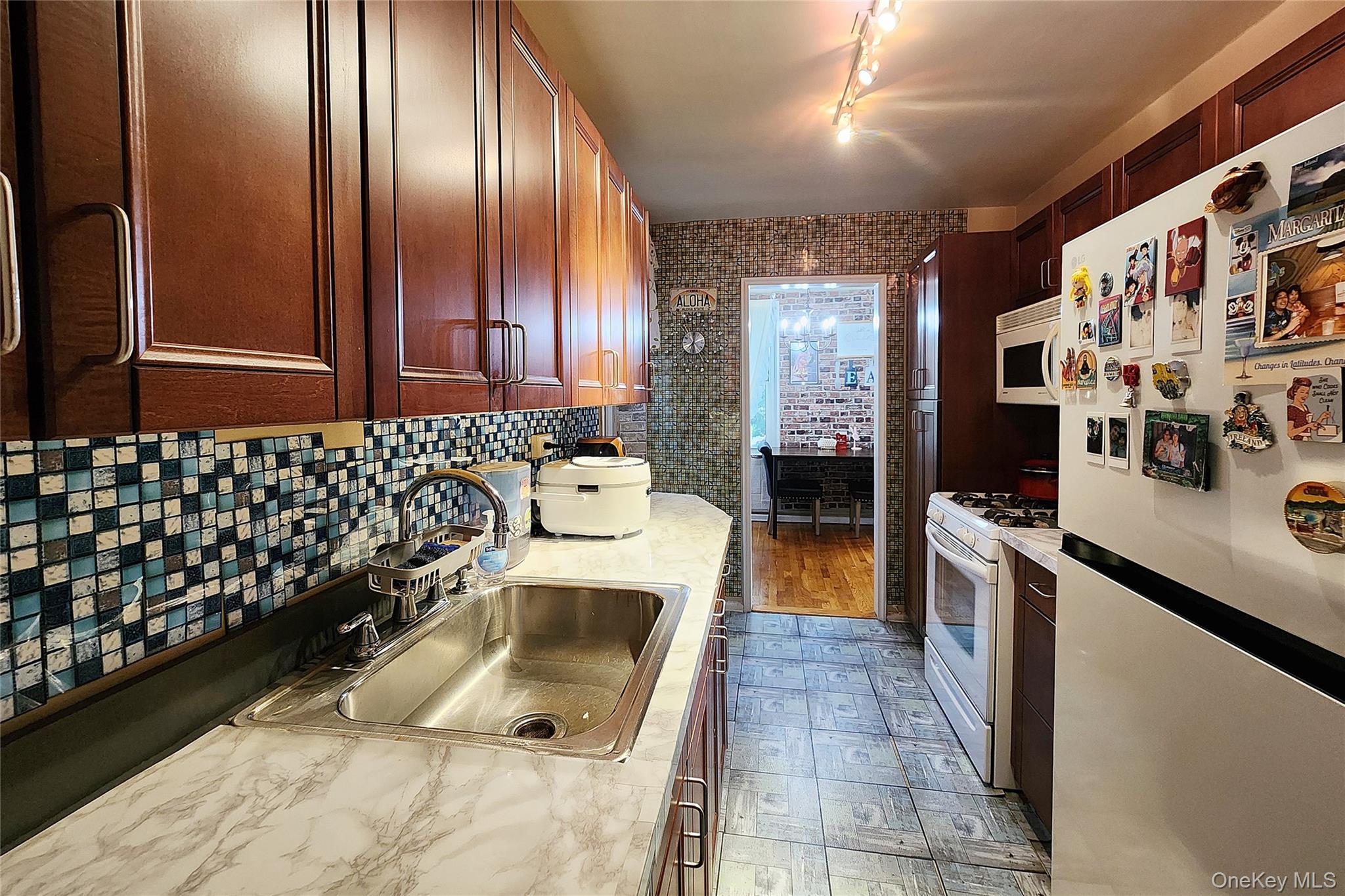 #13 photo, 209-20 18th Ave, 皇后区 Bayside , NY 11360