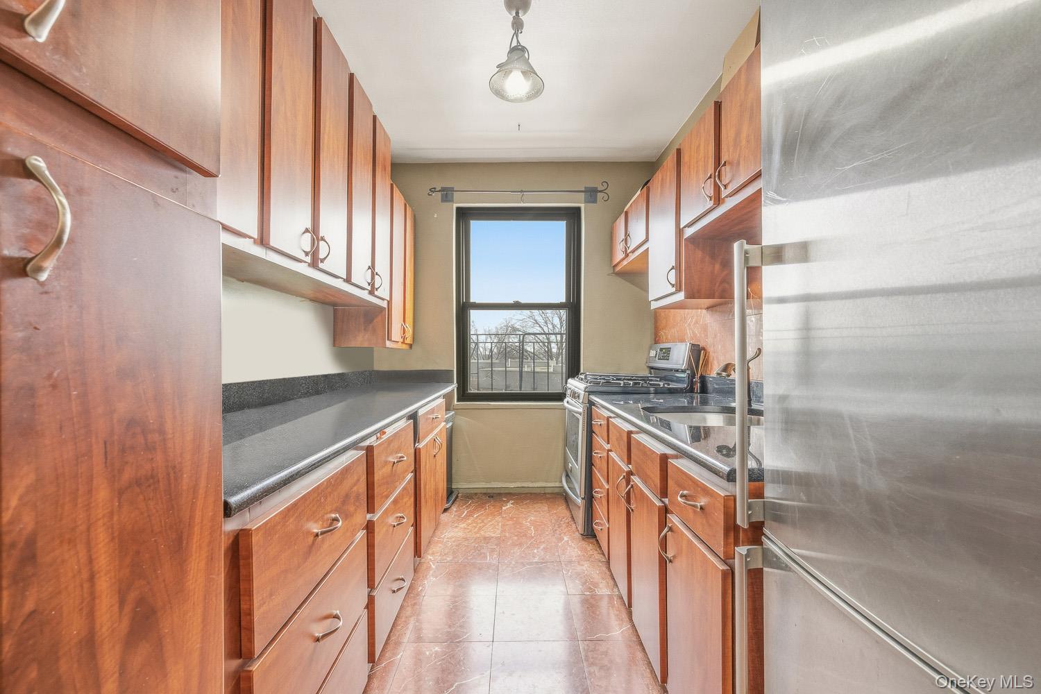 #3 photo, 22-20 78 Street, কুইন্‌স East Elmhurst , NY 11370