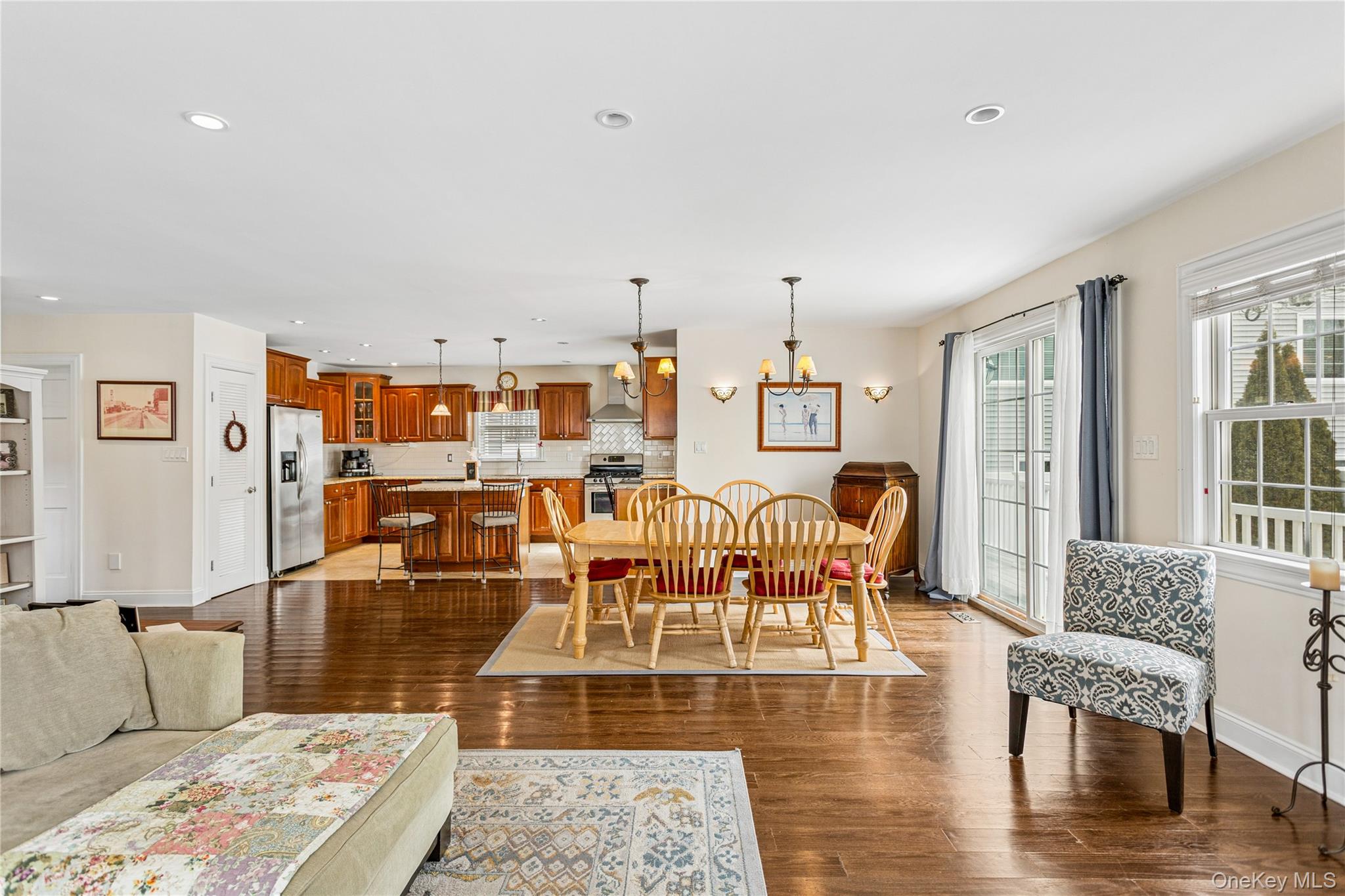 #15 photo, 84 Barnes Street, নাসাউ কাউন্টি Long Beach , NY 11561